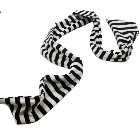 lying: Black white turban hair band with wire